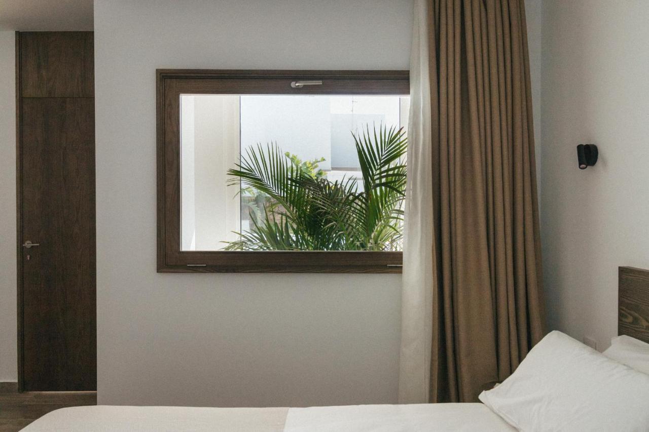 Alava Suites 科斯塔特吉塞 外观 照片