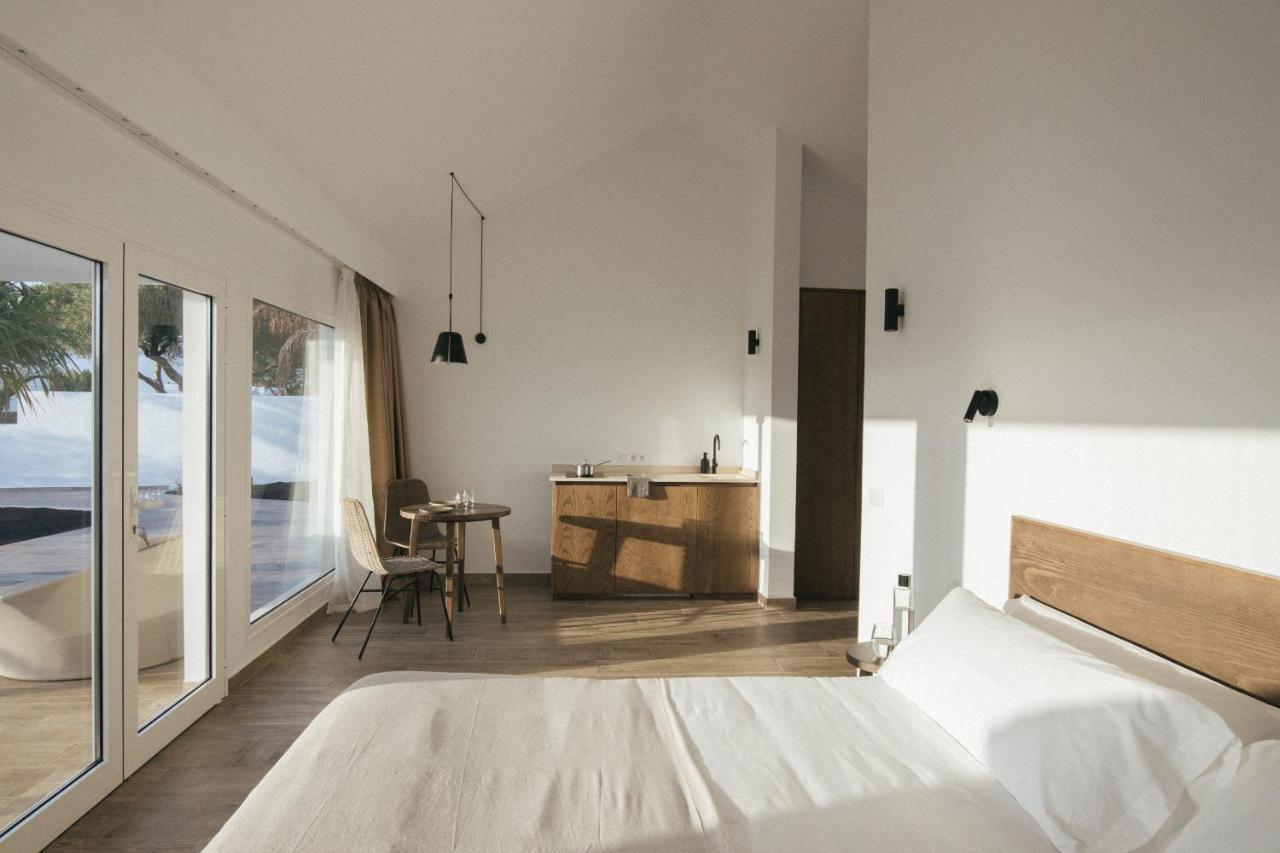 Alava Suites 科斯塔特吉塞 外观 照片